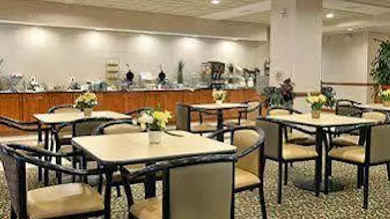 Holiday Inn Express & Suites Indianapolis Northwest | Indiana - Indianapolis (ve civarı) - Indianapolis