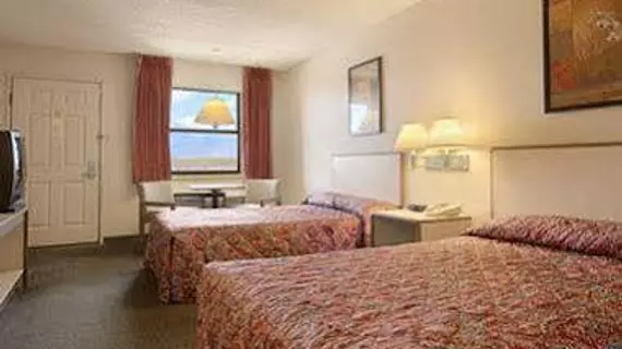 Howard Johnson Inn Colorado Springs | Kolorado - Colorado Springs (ve civarı) - Colorado Springs