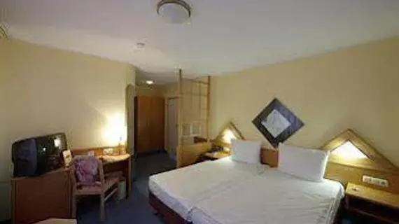 Räter Park Hotel | Bavyera - Münih (ve civarı) - Kirchheim by Munich