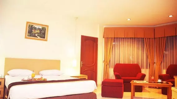 Ahadiat Hotel and Bungalow | West Java - Bandung (ve civarı) - Bandung