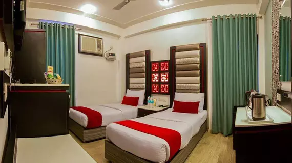 FabHotel Suncourt Karol Bagh | Batı Delhi - Ulusal Eyalet Başkenti Delhi - Delhi (ve civarı) - Yeni Delhi - Karol Bagh