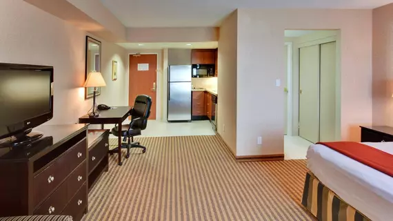 Holiday Inn Express Newmarket | Ontario - Toronto (ve civarı) - Newmarket