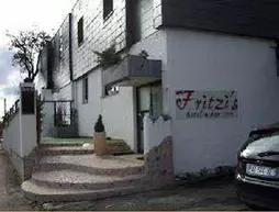 Fritzis Art Hotel | Baden-Wuerttemberg - Rems-Murr-Kreis - Stuttgart (ve civarı) - Filderstadt - Bernhausen