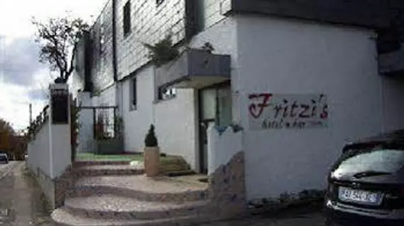 Fritzis Art Hotel | Baden-Wuerttemberg - Rems-Murr-Kreis - Stuttgart (ve civarı) - Filderstadt - Bernhausen