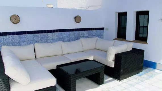 Hostal Casa Alborada | Andalucia - Cadiz (vilayet) - La Janda - Conil de la Frontera - Conil de la Frontera Kent Merkezi