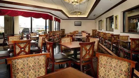 Drury Inn & Suites Creve Coeur | Missouri - St. Louis (ve civarı) - St. Louis