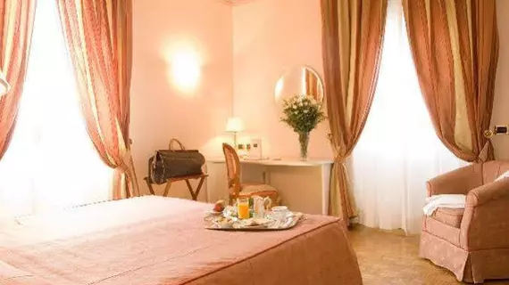 Hotel Sirmione | Lombardy - Brescia (il) - Sirmione