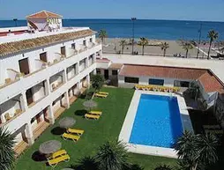 Hotel Tarik | Andalucia - Malaga İli - Torremolinos