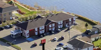 Econo Lodge Montmorency Falls