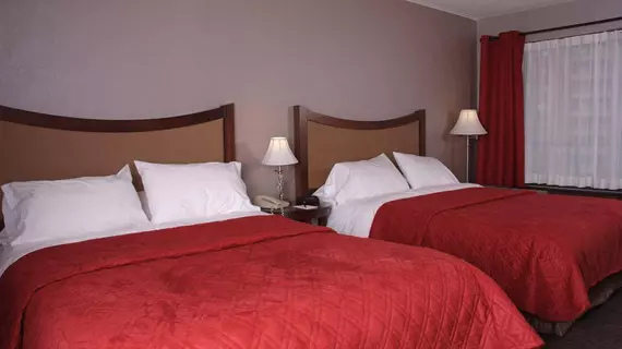 Hotel Universel | Quebec - Quebec (ve civarı) - Quebec - Ste. Foy - Sainte-Foy-Sillery-Cap-Rouge