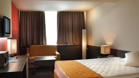 Hollywood Hotel | Sarajevo Canton - Sarajevo - Ilidža