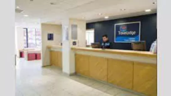 Travelodge London Tower Bridge | Londra (ve civarı) - Tower Hamlets - Tower Hill