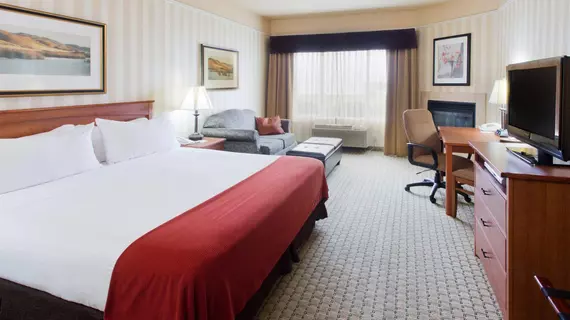 Holiday Inn Express Hotel & Suites Astoria | Oregon - Oregon Coast - Astoria