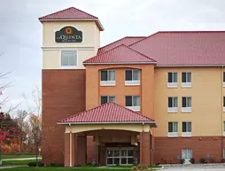 La Quinta Inn & Suites Indianapolis AP Plainfield | Indiana - Indianapolis (ve civarı) - Plainfield