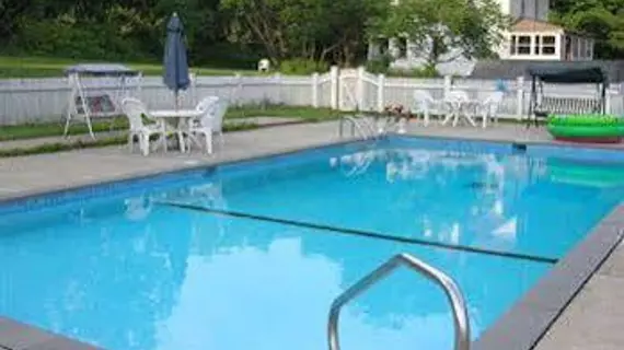 Blackberry River Inn | Connecticut - Torrington (ve civarı) - Norfolk