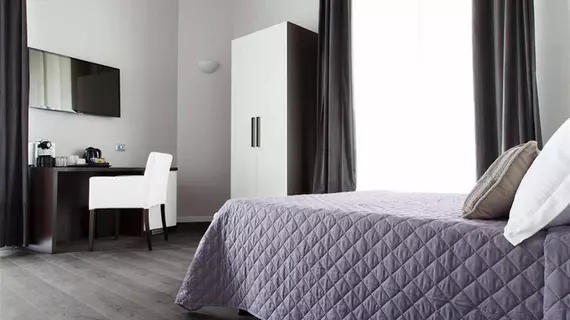 Arenula Suites | Lazio - Roma (ve civarı) - Roma Kent Merkezi - Navona