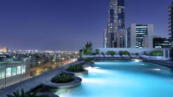 The Tower Plaza Hotel Dubai | Dubai - Ticaret Merkezi