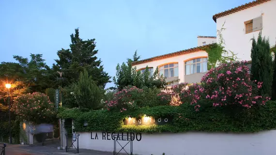 Villa Regalido | Provence - Alpes - Cote d'Azur - Bouches-du-Rhone (bölge) - St.-Remy-de-Provence (ve civarı) - Fontvieille