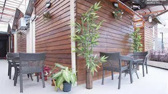 Funky Huts Guest House | Kuala Lumpur (ve civarı) - Bukit Ceylon