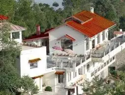 Woodsvilla Resort | Uttarkand - Almora (ve civarı) - Ranikhet