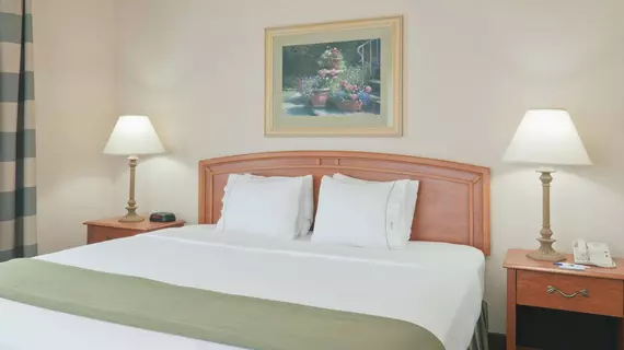 Holiday Inn Express Greensburg | Indiana - Greensburg (ve civarı) - Greensburg