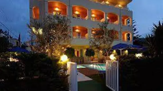 Hotel Olympia | Girit Adası - Rethimnon (bölge) - Rethimnon