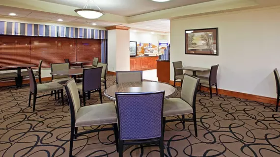 Holiday Inn Express Indianapolis South | Indiana - Indianapolis (ve civarı) - Indianapolis