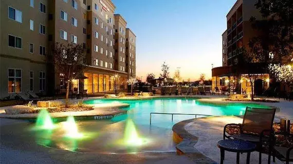 Courtyard by Marriott San Antonio Six Flags at The RIM | Teksas - San Antonio (ve civarı) - San Antonio