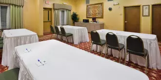 Holiday Inn Express Hotel & Suites Pell City