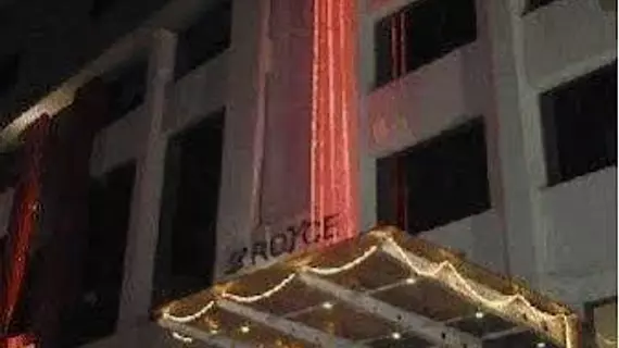 Le Royce Hotel | Maharaştra - Pune Bölgesi - Pune