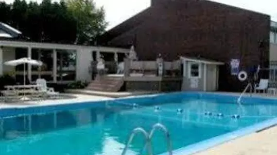 Fireside Inn & Suites Waterville | Maine - Augusta (ve civarı) - Waterville