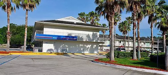 Motel 6 Orlando - Winter Park | Florida - Orlando (ve civarı) - Orlando