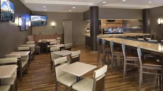 Embassy Suites Secaucus - Meadowlands | New Jersey - Jersey City (ve civarı) - Secaucus