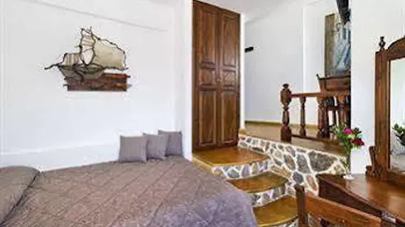 Smaro Studios | Ege Adaları - Santorini