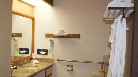 BEST WESTERN AHTANUM INN | Washington - Yakima