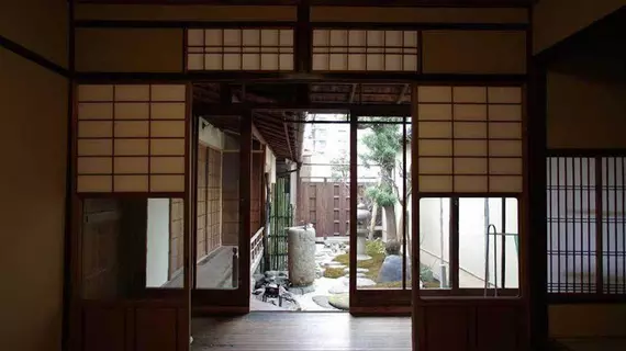 Itsutsuji-an | Kyoto (idari bölge) - Ukyo Bölgesi - Kyoto (ve civarı) - Kyoto - Nishijin