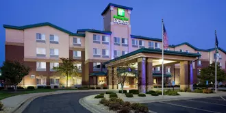 Holiday Inn Express Hotel & Suites-St. Paul