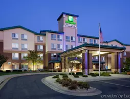 Holiday Inn Express Hotel & Suites-St. Paul | Minnesota - Minneapolis - St. Paul (ve civarı) - Vadnais Heights