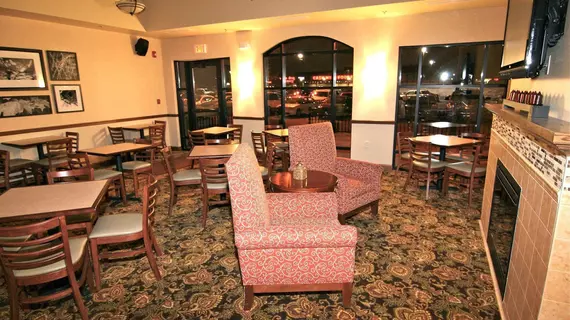 Country Inn & Suites by Carlson - Fargo | Kuzey Dakota - Fargo (ve civarı) - Fargo