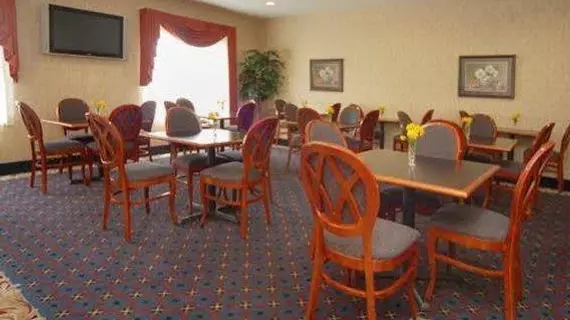 Comfort Suites | Michigan - Detroit (ve civarı) - Southfield