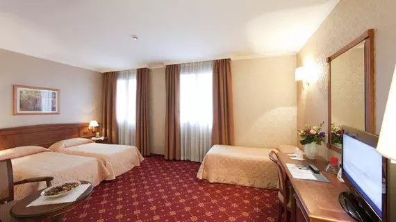 Hotel Pioppeto Saronno | Lombardy - Varese (il) - Saronno