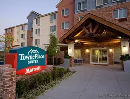 TownePlace Suites by Marriott Fayetteville N / Springdale | Arkansas - Bentonville - Fayetteville (ve civarı) - Johnson