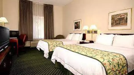 Fairfield Inn Greenville Spartanburg Airport | Güney Karolayna - Greenville - Spartanburg (ve civarı) - Greenville