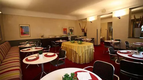 Club Hotel | Lombardy - Milano (ve civarı) - Milano - Merkez İstasyonu