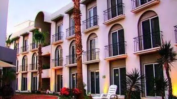 Seven Crown Express & Suites | Baja California Sur - Los Cabos - Los Cabos (ve civarı) - Cabo San Lucas - Cabo San Lucas Şehir Merkezi