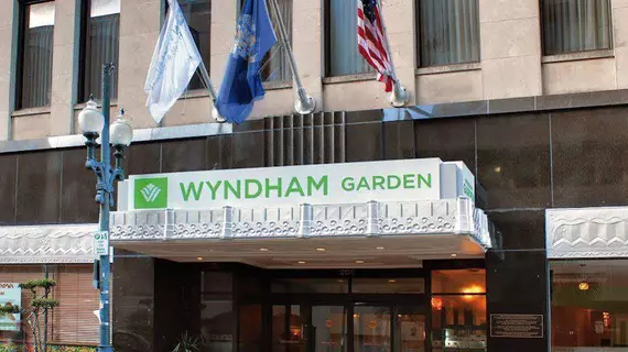 Wyndham Garden Baronne Plaza | Louisiana - New Orleans (ve civarı) - New Orleans - Merkezi İş Bölgesi