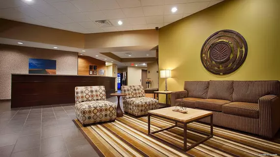 Best Western Plus Night Watchman Inn & Suites | Kansas - Greensburg