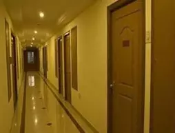 Hotel Swagath | Batı Delhi - Ulusal Eyalet Başkenti Delhi - Delhi (ve civarı) - Yeni Delhi - Malviya Nagar