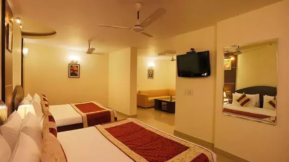 La Sapphire Airport Hotel | Batı Delhi - Ulusal Eyalet Başkenti Delhi - Delhi (ve civarı) - Yeni Delhi