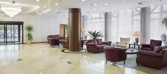 Holiday Inn Skopje | Üsküp - Centar